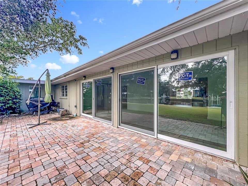 En Venta: $235,000 (2 camas, 2 baños, 1600 Pies cuadrados)