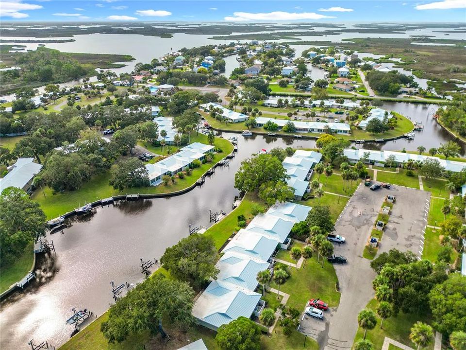 En Venta: $235,000 (2 camas, 2 baños, 1600 Pies cuadrados)