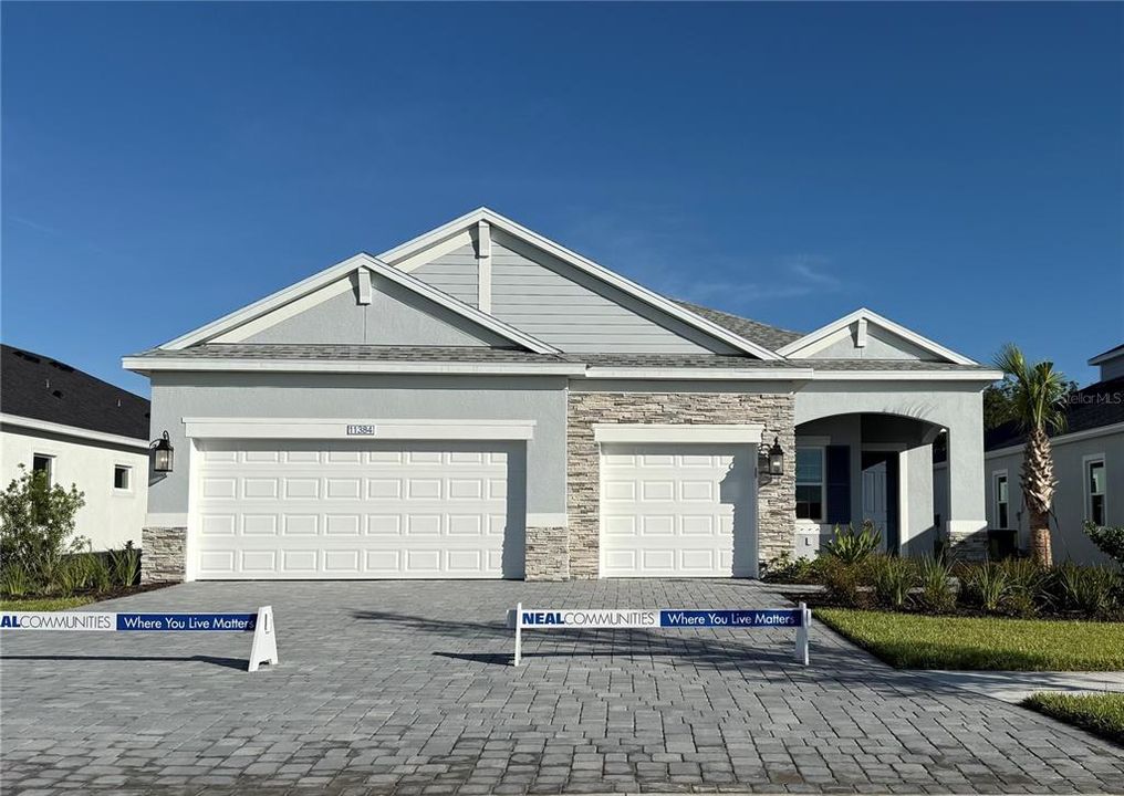 Recently Sold: $654,680 (3 beds, 2 baths, 2427 Square Feet)