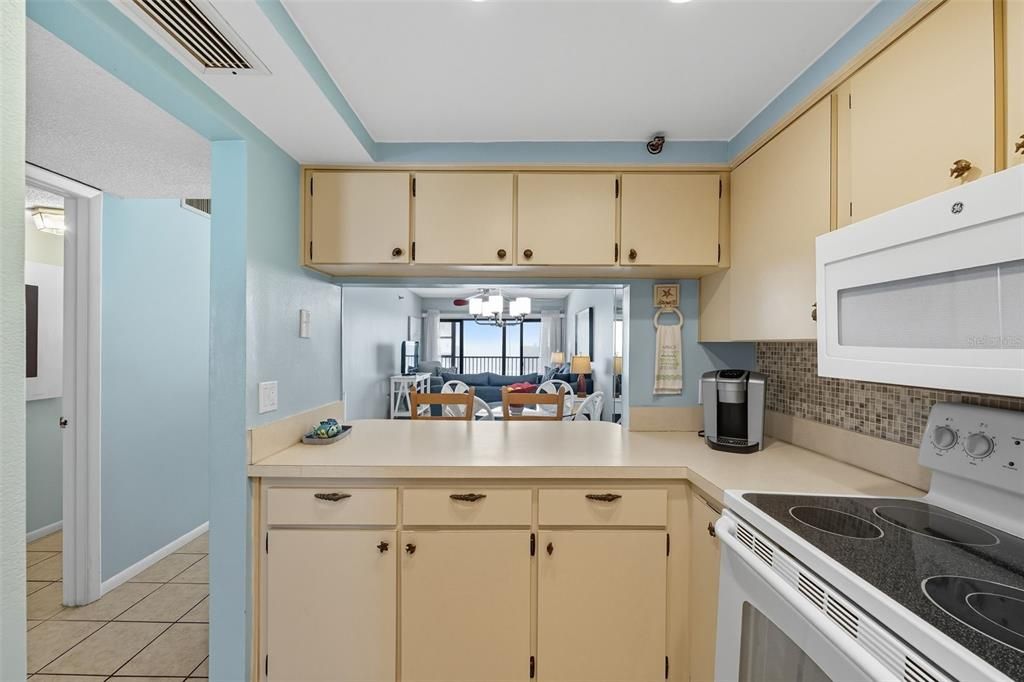 待售: $970,000 (3 贝兹, 2 浴室, 1130 平方英尺)