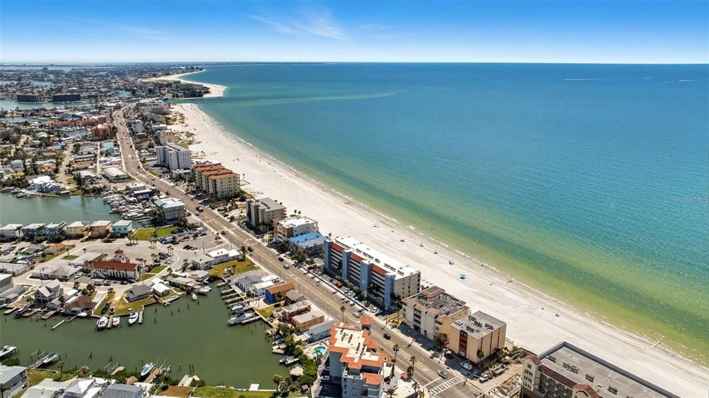 待售: $970,000 (3 贝兹, 2 浴室, 1130 平方英尺)