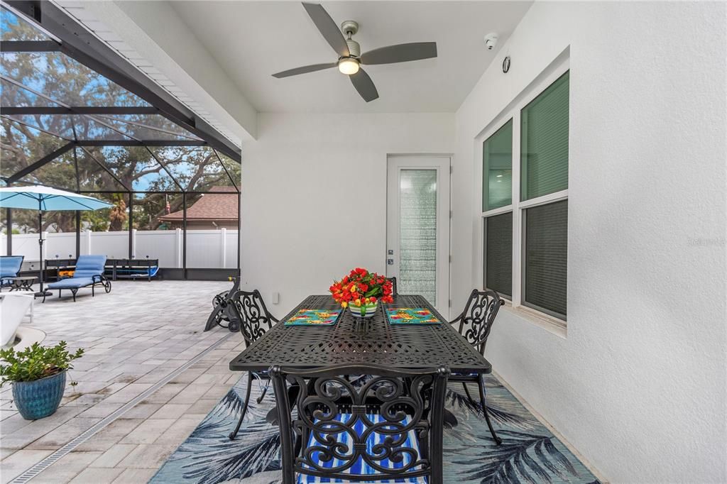 En Venta: $1,115,000 (4 camas, 2 baños, 2666 Pies cuadrados)