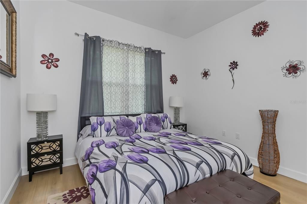 En Venta: $1,115,000 (4 camas, 2 baños, 2666 Pies cuadrados)