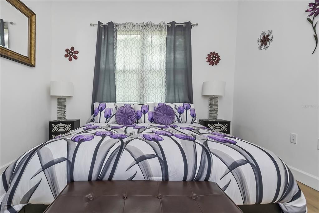 En Venta: $1,115,000 (4 camas, 2 baños, 2666 Pies cuadrados)