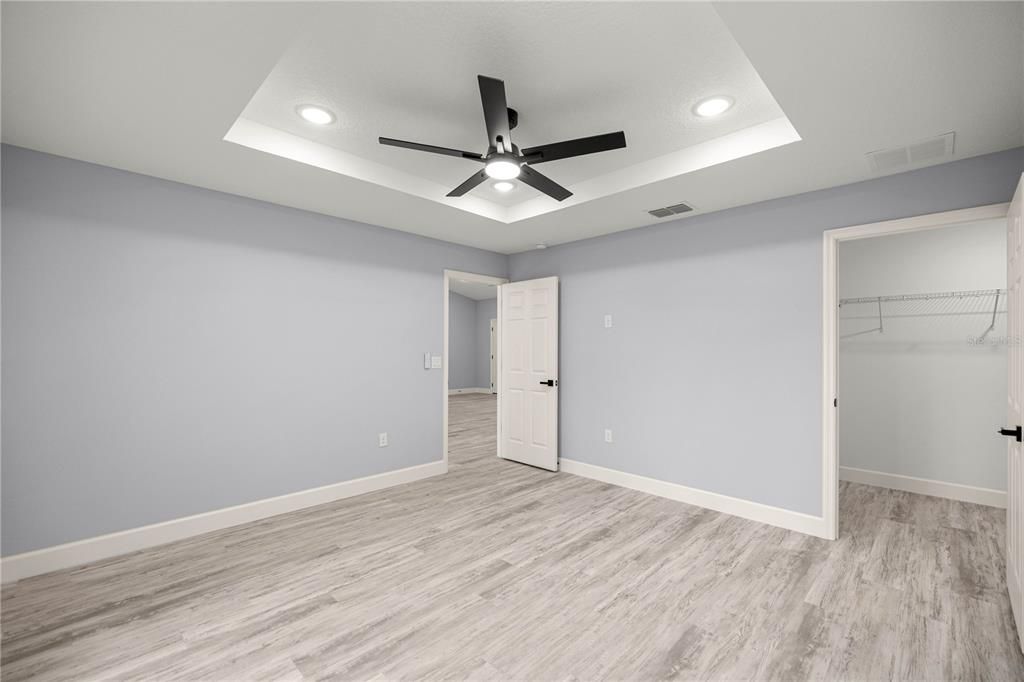 Active With Contract: $292,500 (3 beds, 2 baths, 1508 Square Feet)