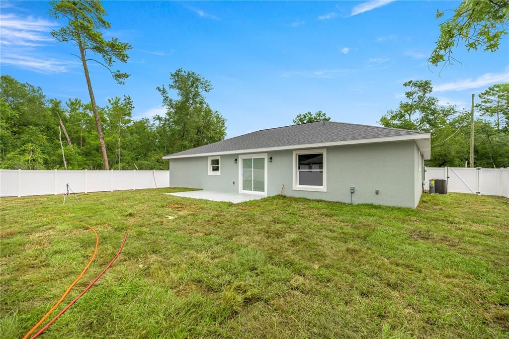 Active With Contract: $292,500 (3 beds, 2 baths, 1508 Square Feet)