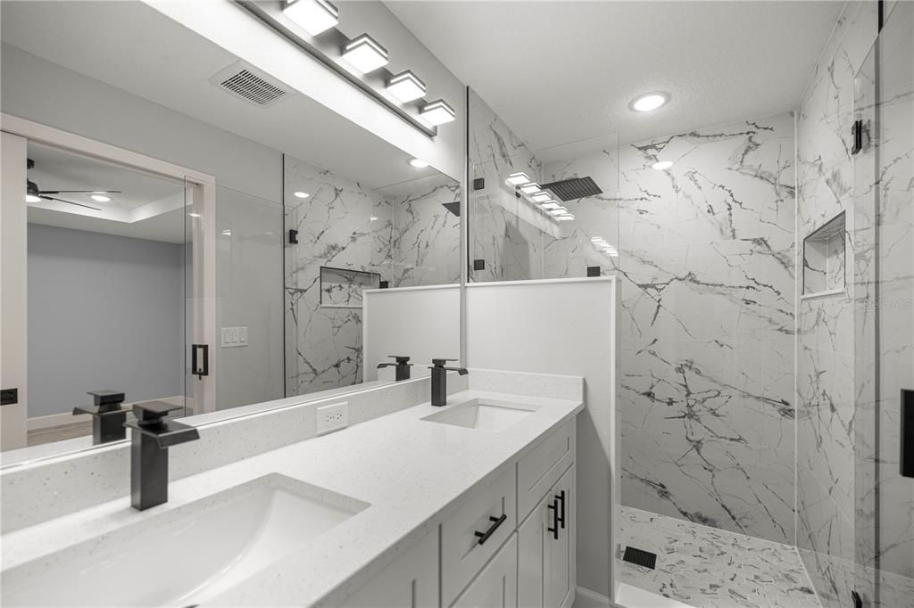 Active With Contract: $292,500 (3 beds, 2 baths, 1508 Square Feet)