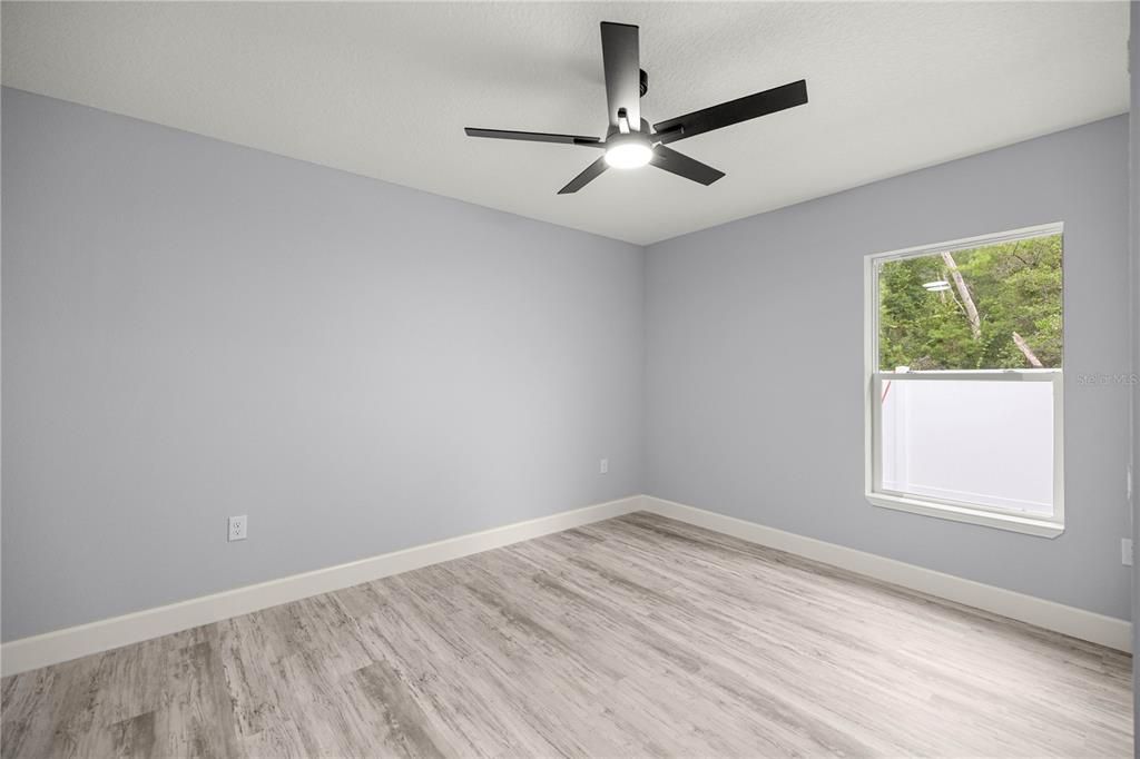 Active With Contract: $292,500 (3 beds, 2 baths, 1508 Square Feet)