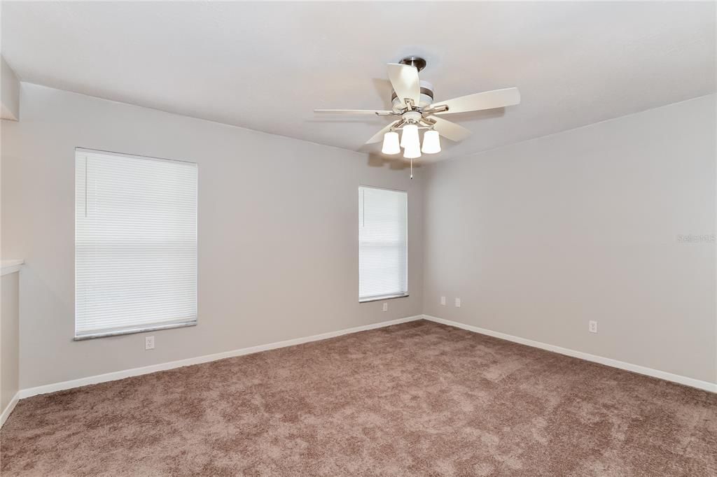 出租: $2,780 (5 贝兹, 3 浴室, 1512 平方英尺)