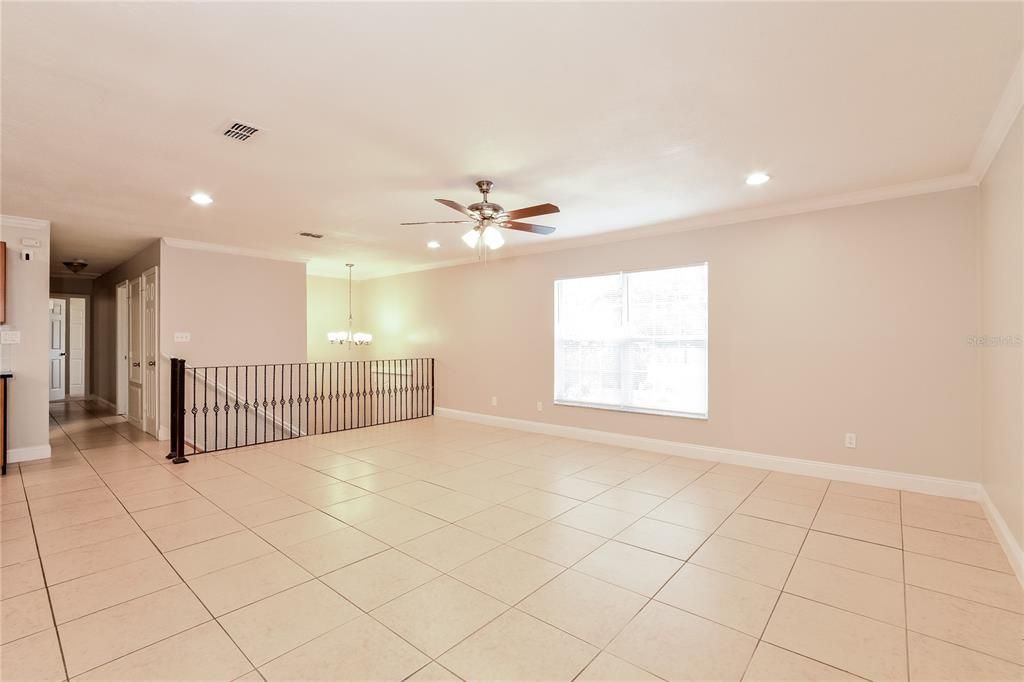 出租: $2,780 (5 贝兹, 3 浴室, 1512 平方英尺)