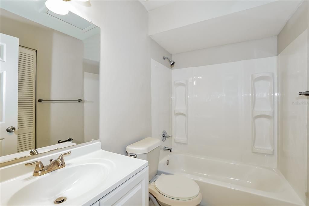 出租: $2,780 (5 贝兹, 3 浴室, 1512 平方英尺)