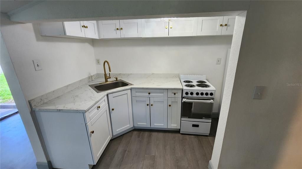 На продажу: $675,000 (8 спален, 0 ванн, 3336 Квадратных фут)