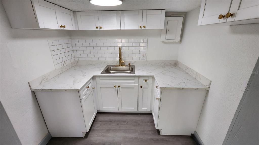 На продажу: $675,000 (8 спален, 0 ванн, 3336 Квадратных фут)