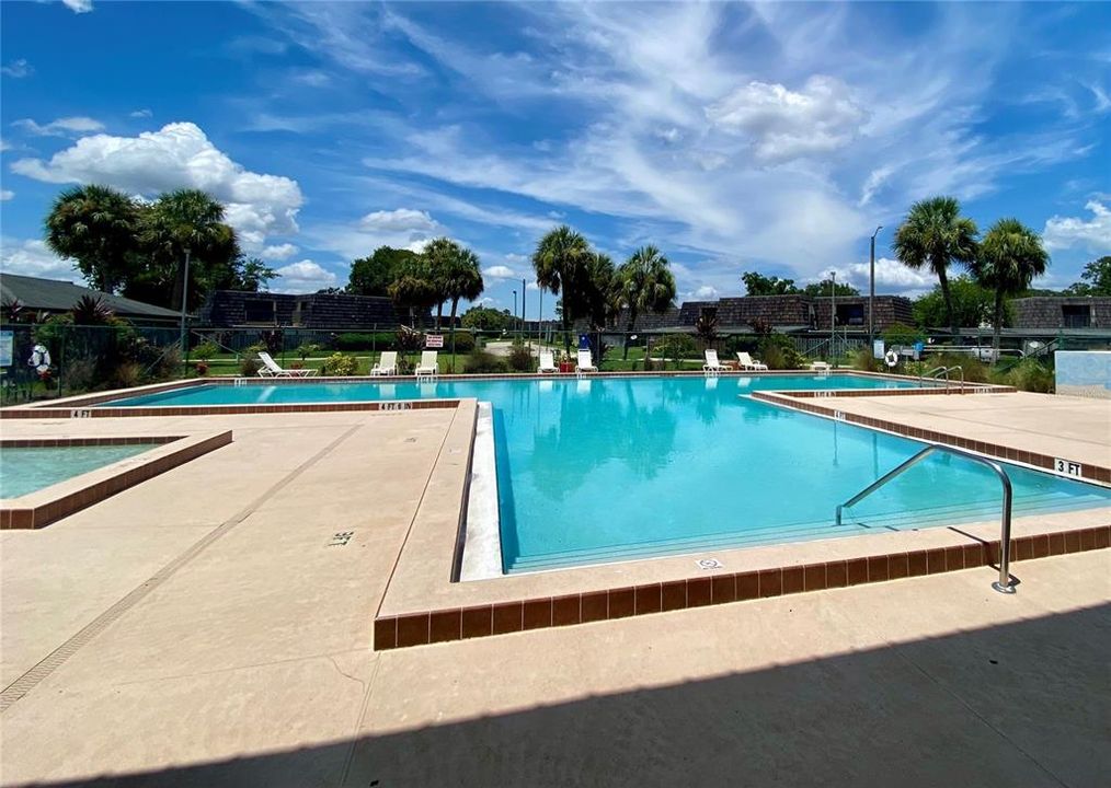 Active With Contract: $168,500 (2 beds, 2 baths, 1288 Square Feet)