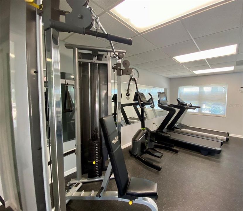 Active With Contract: $168,500 (2 beds, 2 baths, 1288 Square Feet)