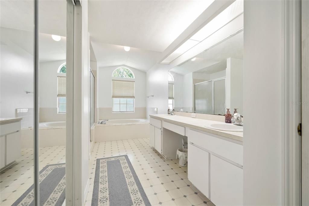 Active With Contract: $349,000 (4 beds, 3 baths, 1941 Square Feet)