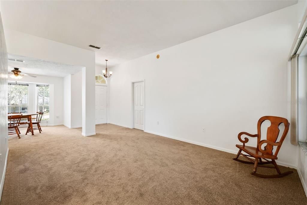 Active With Contract: $349,000 (4 beds, 3 baths, 1941 Square Feet)