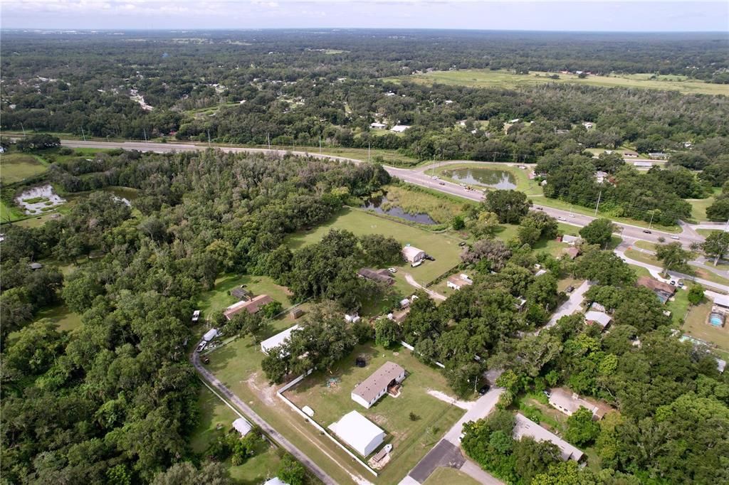 合同活跃: $420,000 (4 贝兹, 2 浴室, 2052 平方英尺)