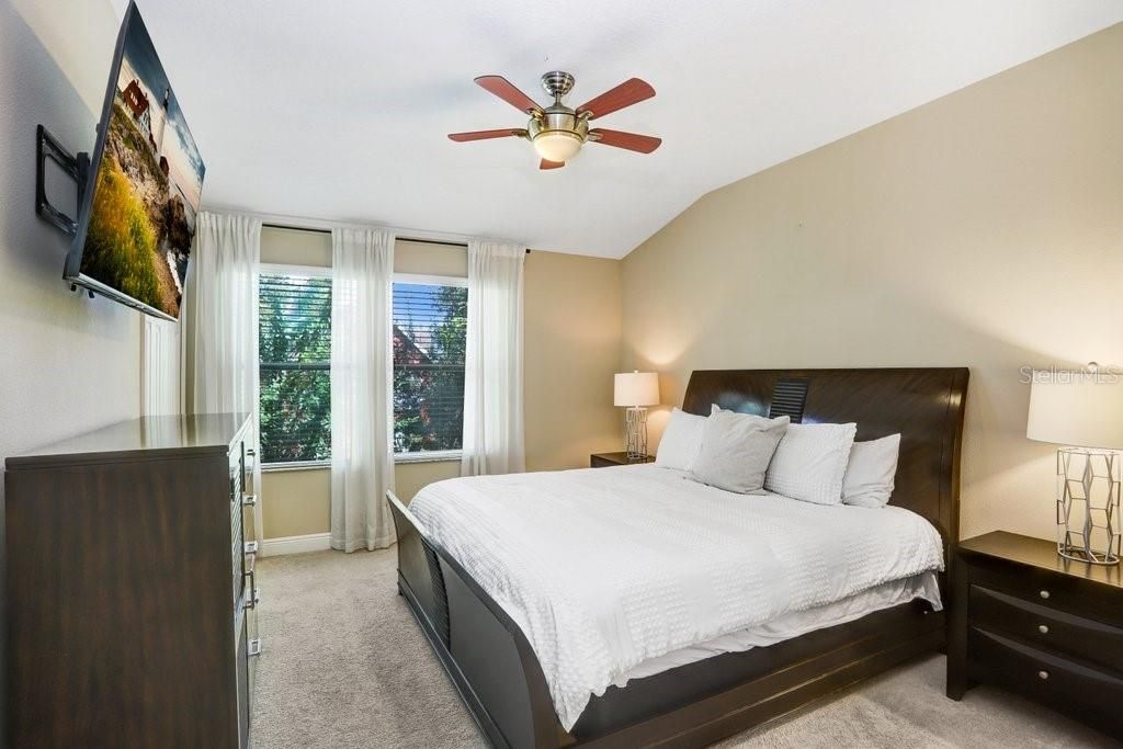 待售: $400,000 (2 贝兹, 2 浴室, 1632 平方英尺)