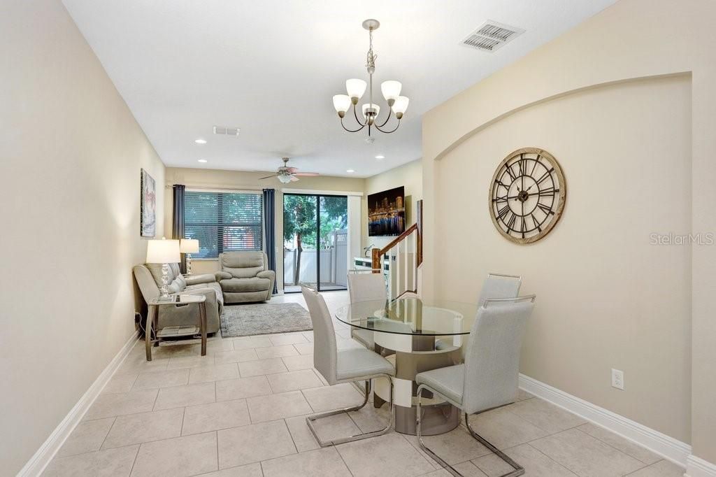 待售: $400,000 (2 贝兹, 2 浴室, 1632 平方英尺)