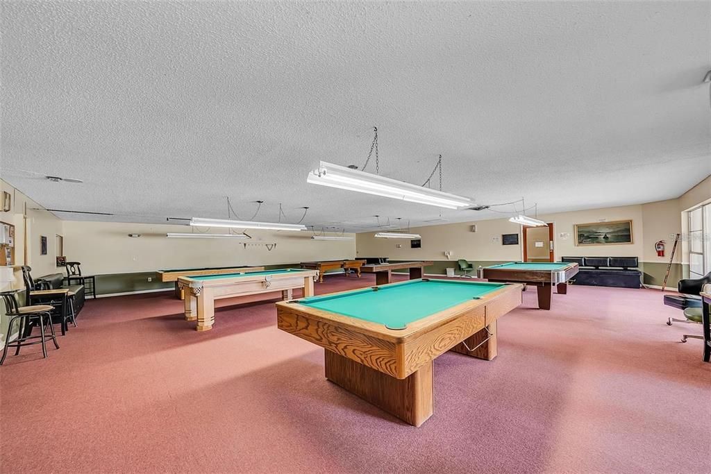 Active With Contract: $99,000 (1 beds, 1 baths, 870 Square Feet)