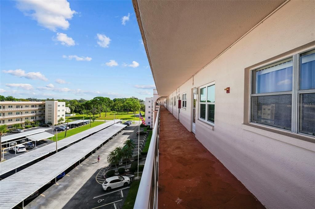 Active With Contract: $99,000 (1 beds, 1 baths, 870 Square Feet)