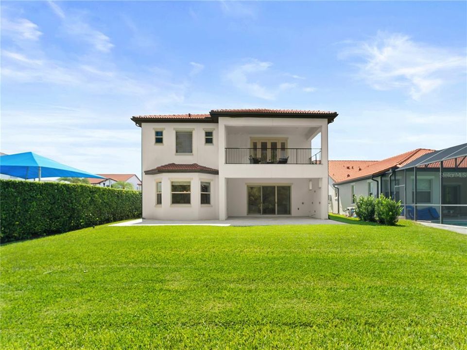 Active With Contract: $1,250,000 (5 beds, 4 baths, 3954 Square Feet)