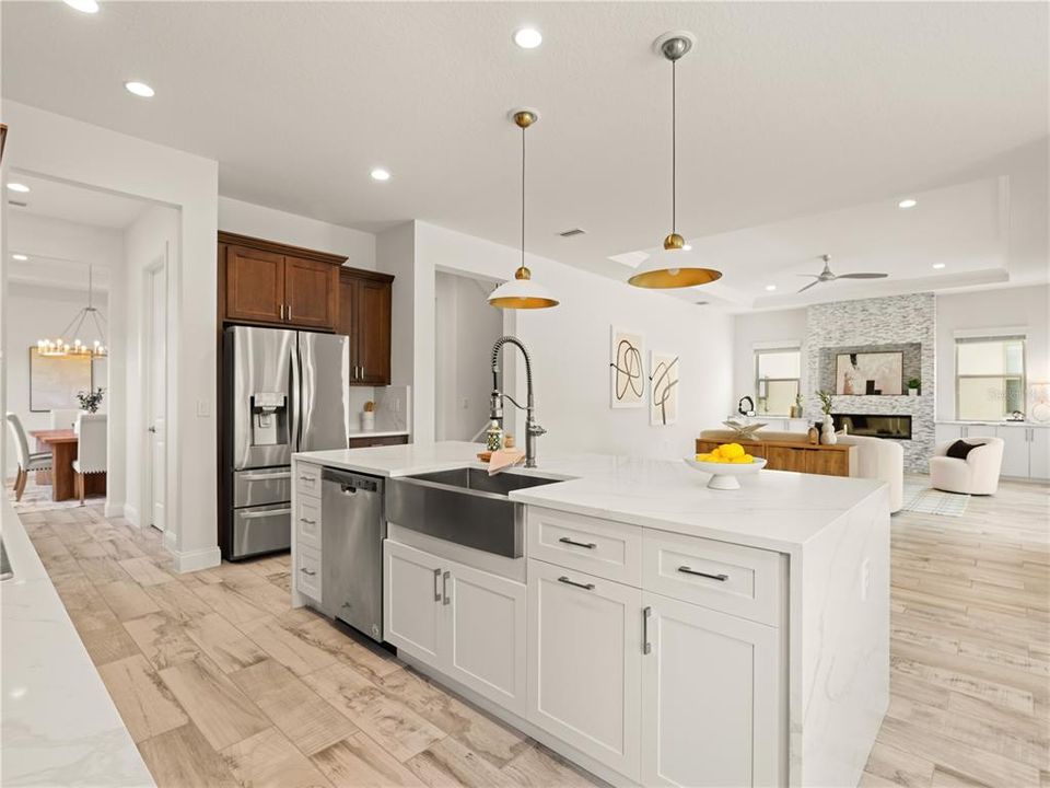 Active With Contract: $1,250,000 (5 beds, 4 baths, 3954 Square Feet)