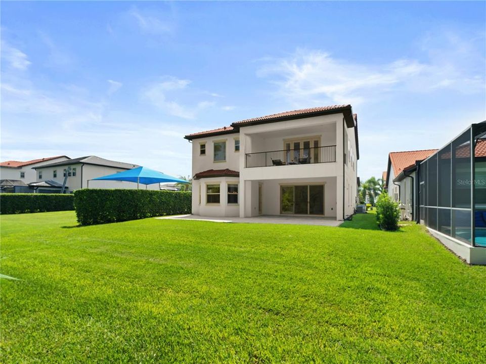 Active With Contract: $1,250,000 (5 beds, 4 baths, 3954 Square Feet)