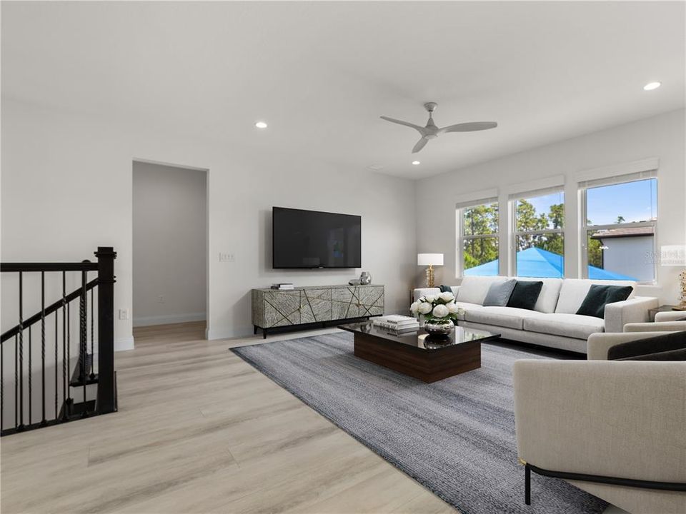 Active With Contract: $1,250,000 (5 beds, 4 baths, 3954 Square Feet)