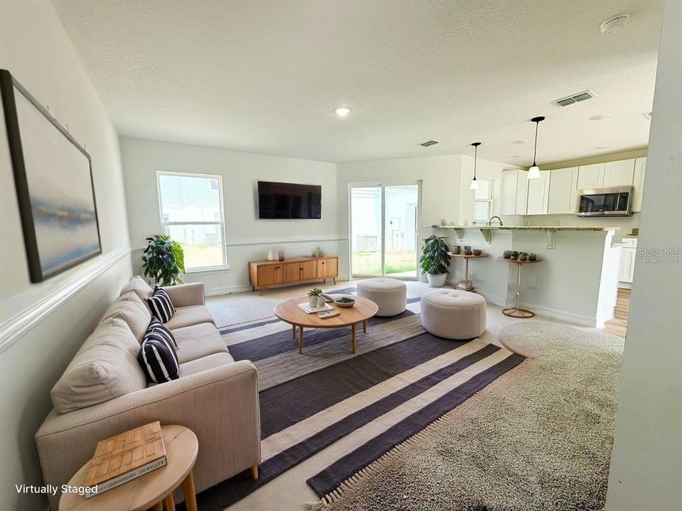 For Rent: $2,150 (3 beds, 2 baths, 1414 Square Feet)