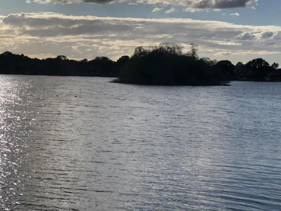 En Venta: $499,999 (5 camas, 2 baños, 2534 Pies cuadrados)