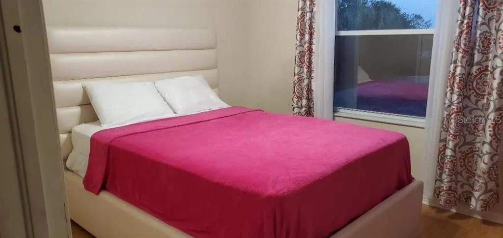 En Venta: $499,999 (5 camas, 2 baños, 2534 Pies cuadrados)