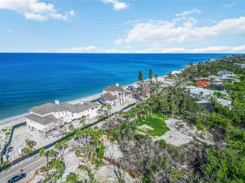 待售: $1,200,000 (0.66 acres)