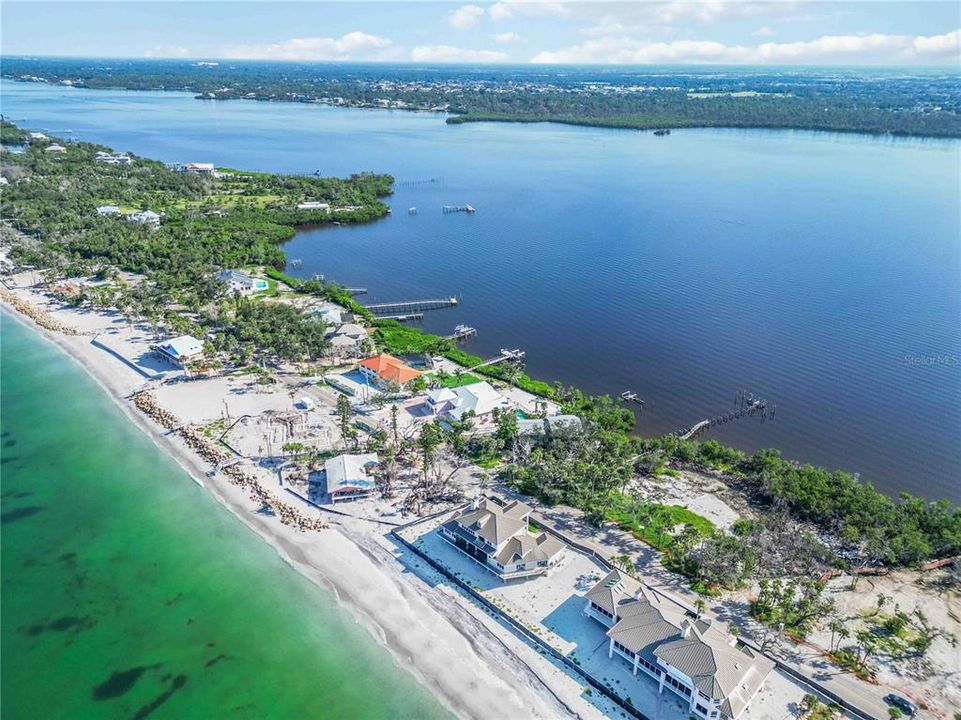 待售: $1,200,000 (0.66 acres)