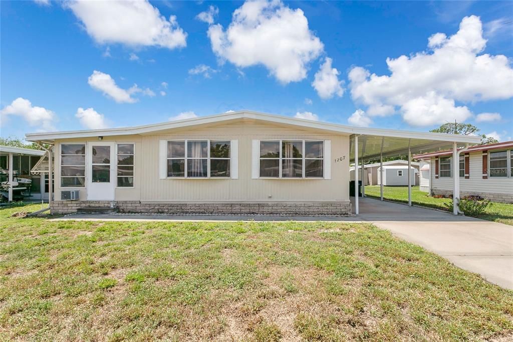 For Sale: $161,913 (2 beds, 2 baths, 1056 Square Feet)