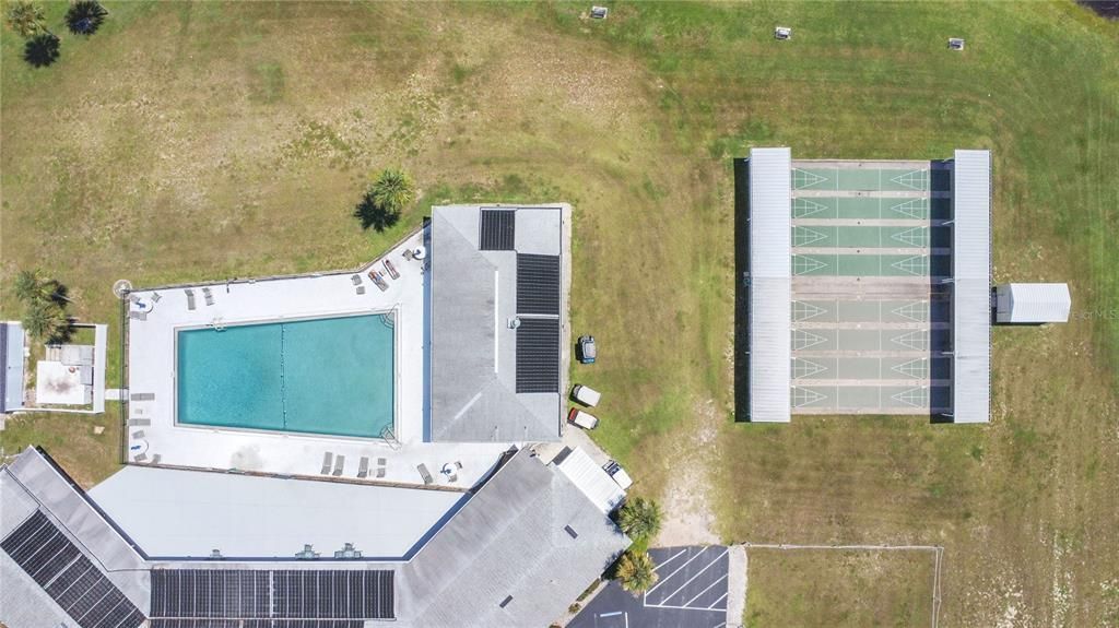 For Sale: $161,913 (2 beds, 2 baths, 1056 Square Feet)