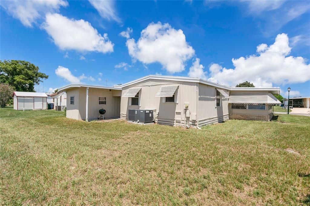 For Sale: $161,913 (2 beds, 2 baths, 1056 Square Feet)