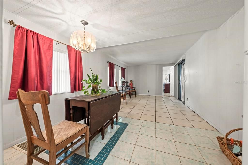 En Venta: $119,000 (2 camas, 2 baños, 965 Pies cuadrados)