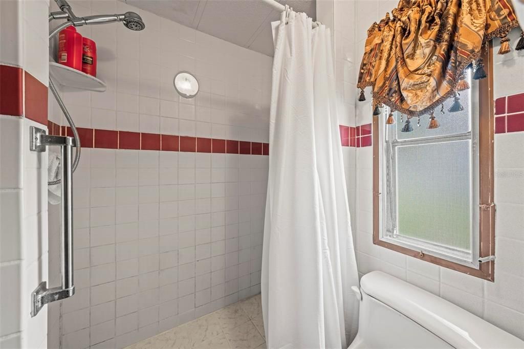 En Venta: $119,000 (2 camas, 2 baños, 965 Pies cuadrados)