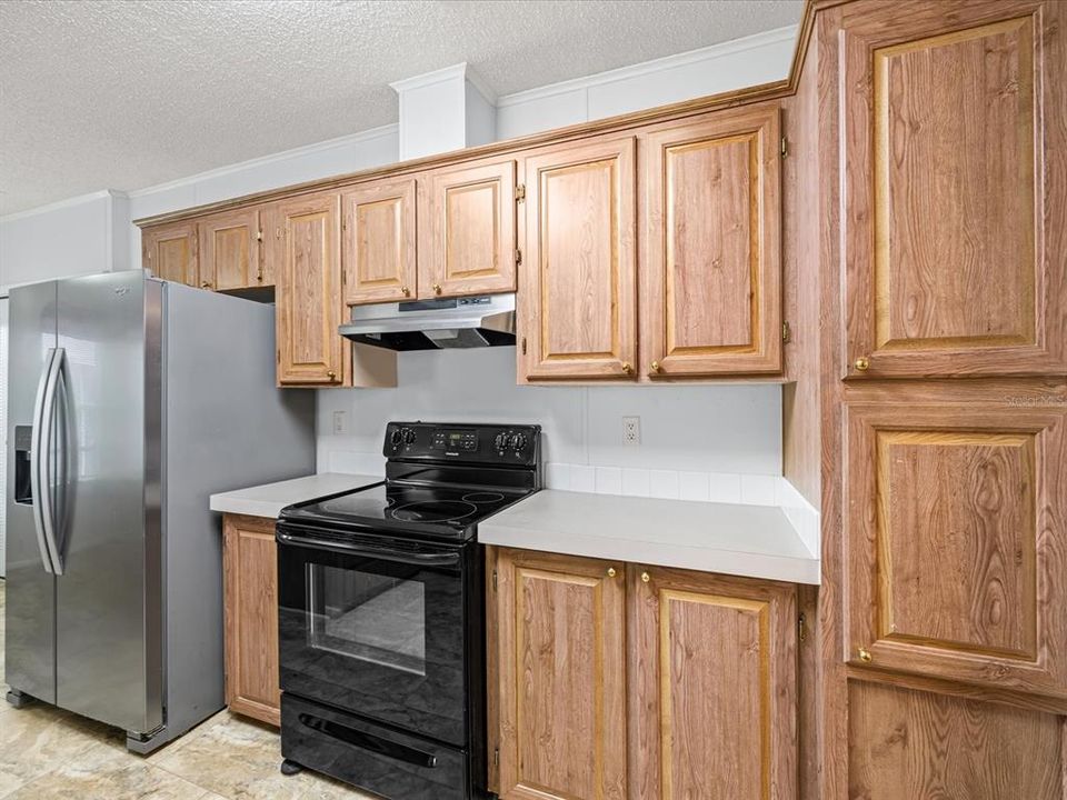 Activo con contrato: $185,000 (3 camas, 2 baños, 1296 Pies cuadrados)