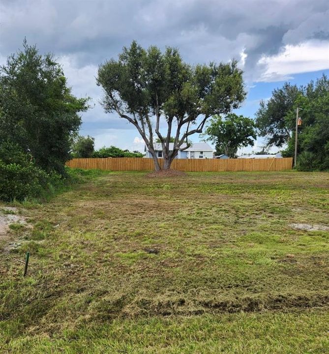 Vendido Recientemente: $31,999 (0.22 acres)