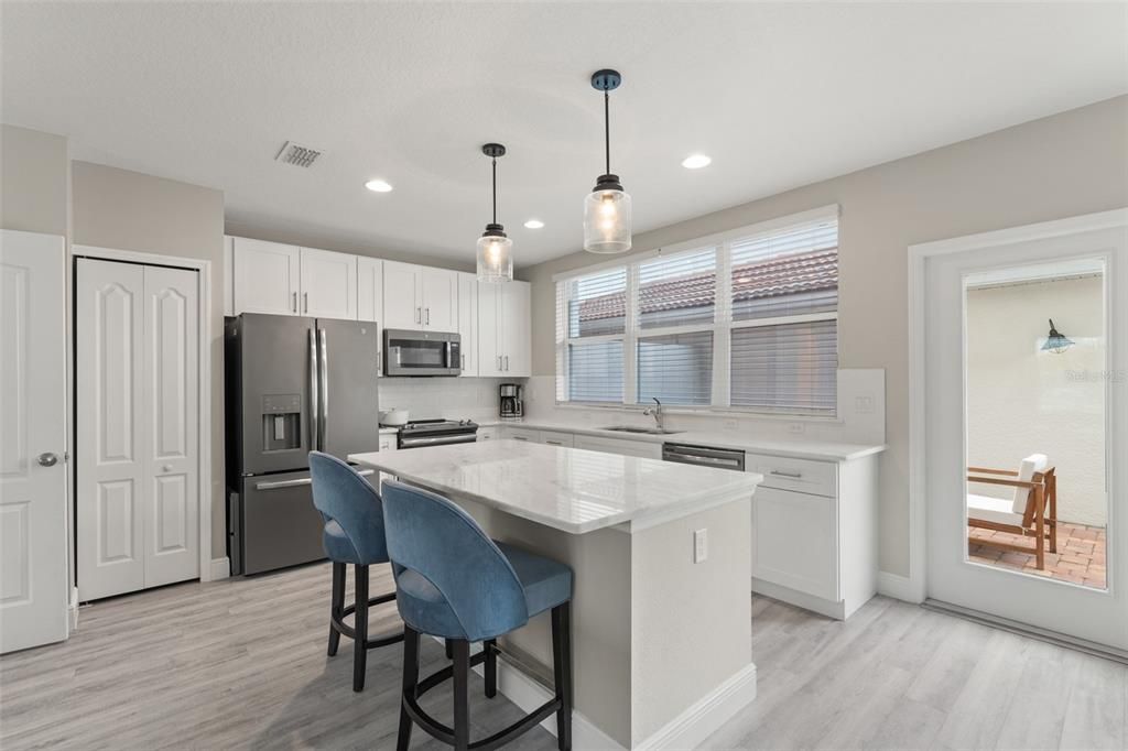 Activo con contrato: $299,500 (3 camas, 2 baños, 1584 Pies cuadrados)