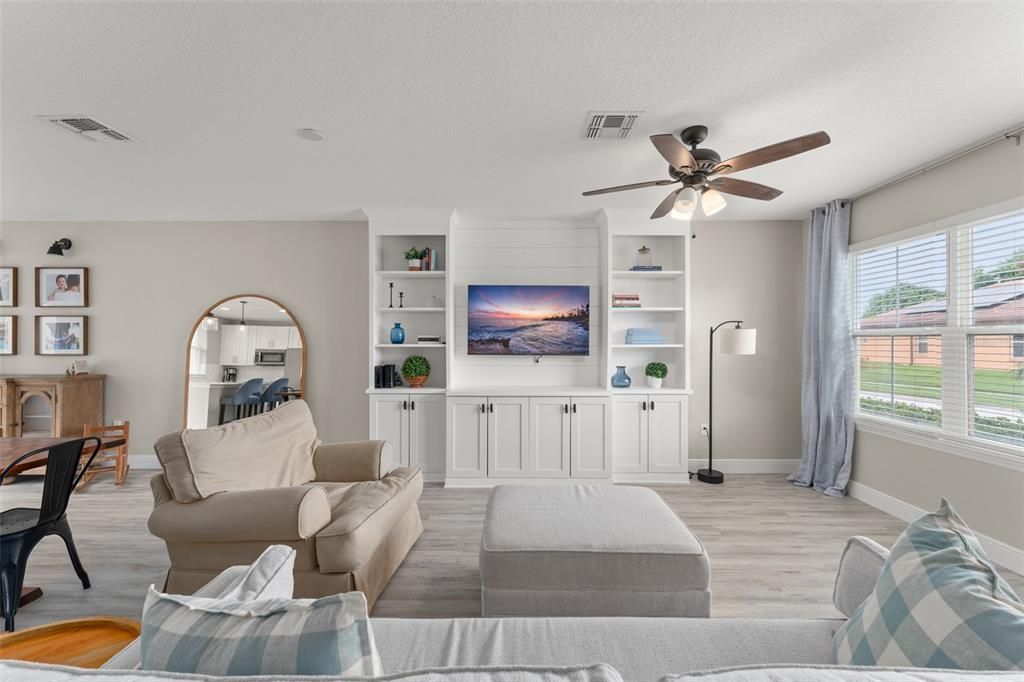 Activo con contrato: $299,500 (3 camas, 2 baños, 1584 Pies cuadrados)