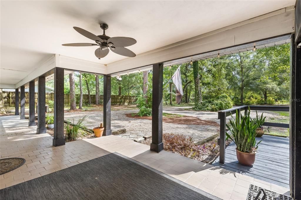 For Sale: $449,000 (3 beds, 2 baths, 2047 Square Feet)