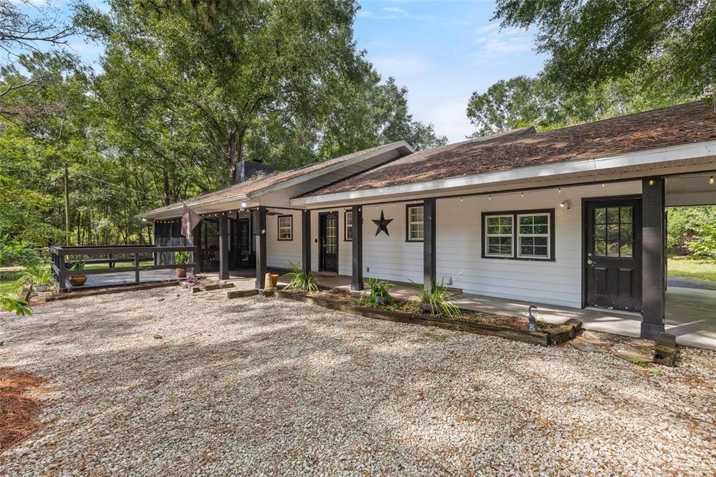 For Sale: $449,000 (3 beds, 2 baths, 2047 Square Feet)