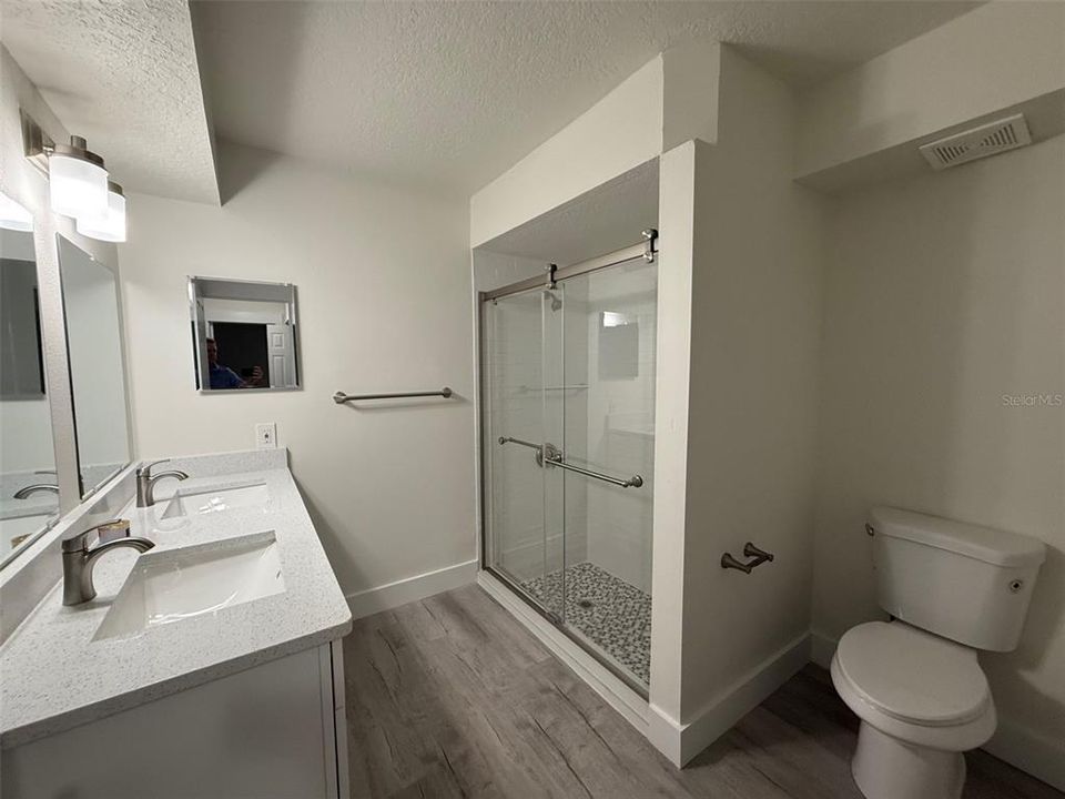 For Rent: $1,795 (2 beds, 1 baths, 1075 Square Feet)