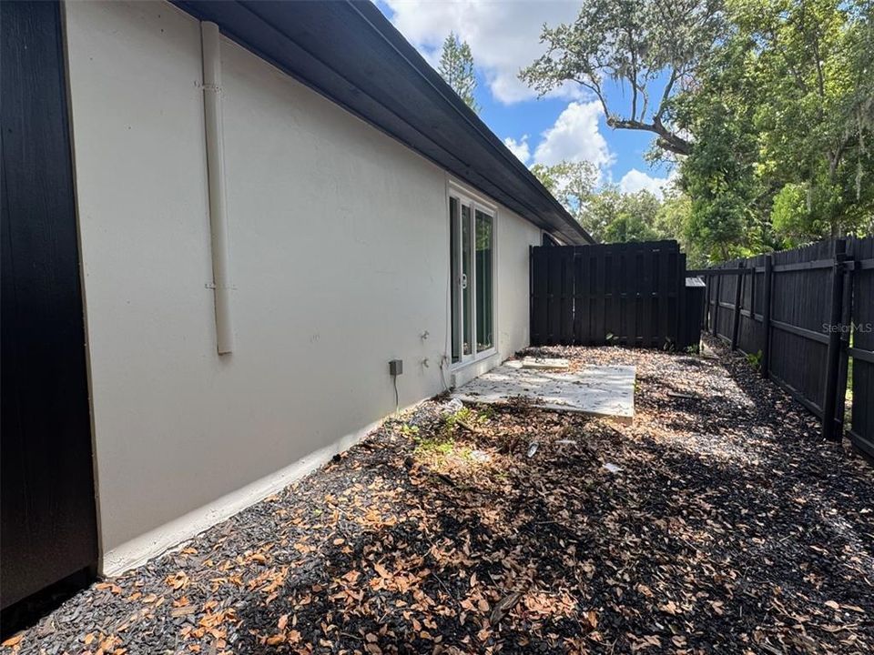 For Rent: $1,795 (2 beds, 1 baths, 1075 Square Feet)