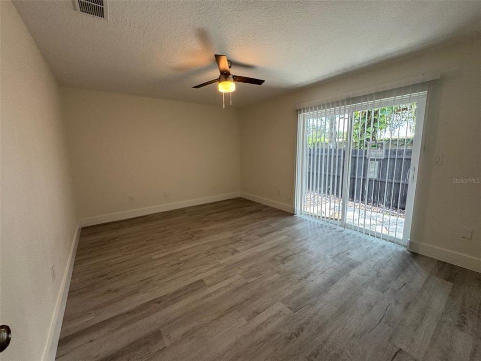 For Rent: $1,795 (2 beds, 1 baths, 1075 Square Feet)