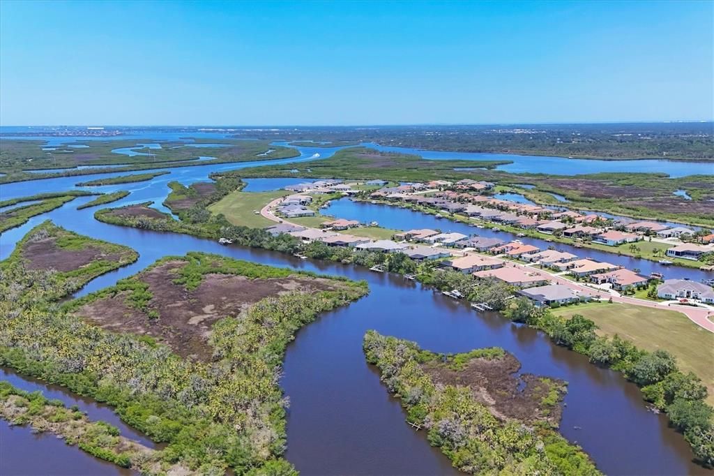 For Sale: $3,300,000 (4 beds, 4 baths, 3944 Square Feet)